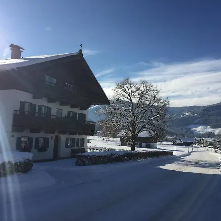Klausnerhof Bed & Breakfast *